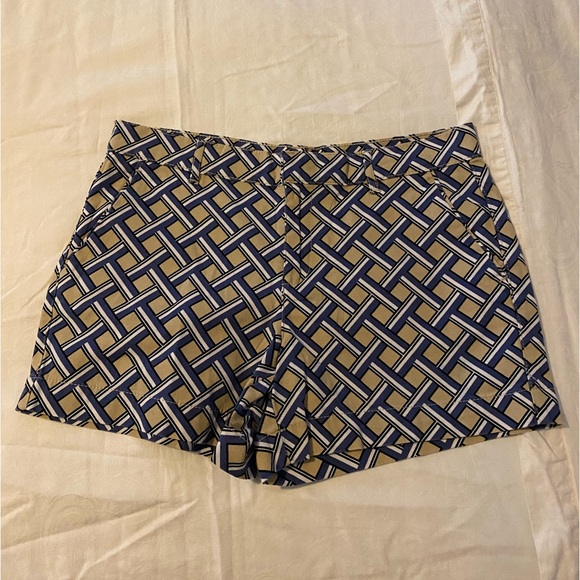 EUC JOE FRESH BERMUDAs SHORT SIZE 4 - Picture 1 of 4